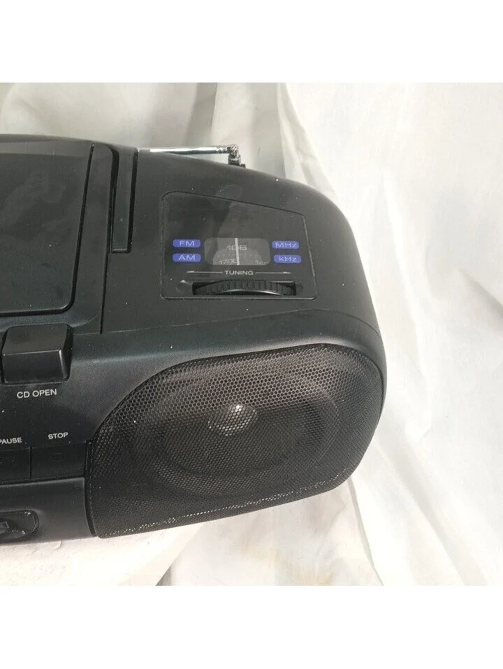Sony CFD-8 Portable CD Radio Cassette-Corder Boombox Black Vintage
